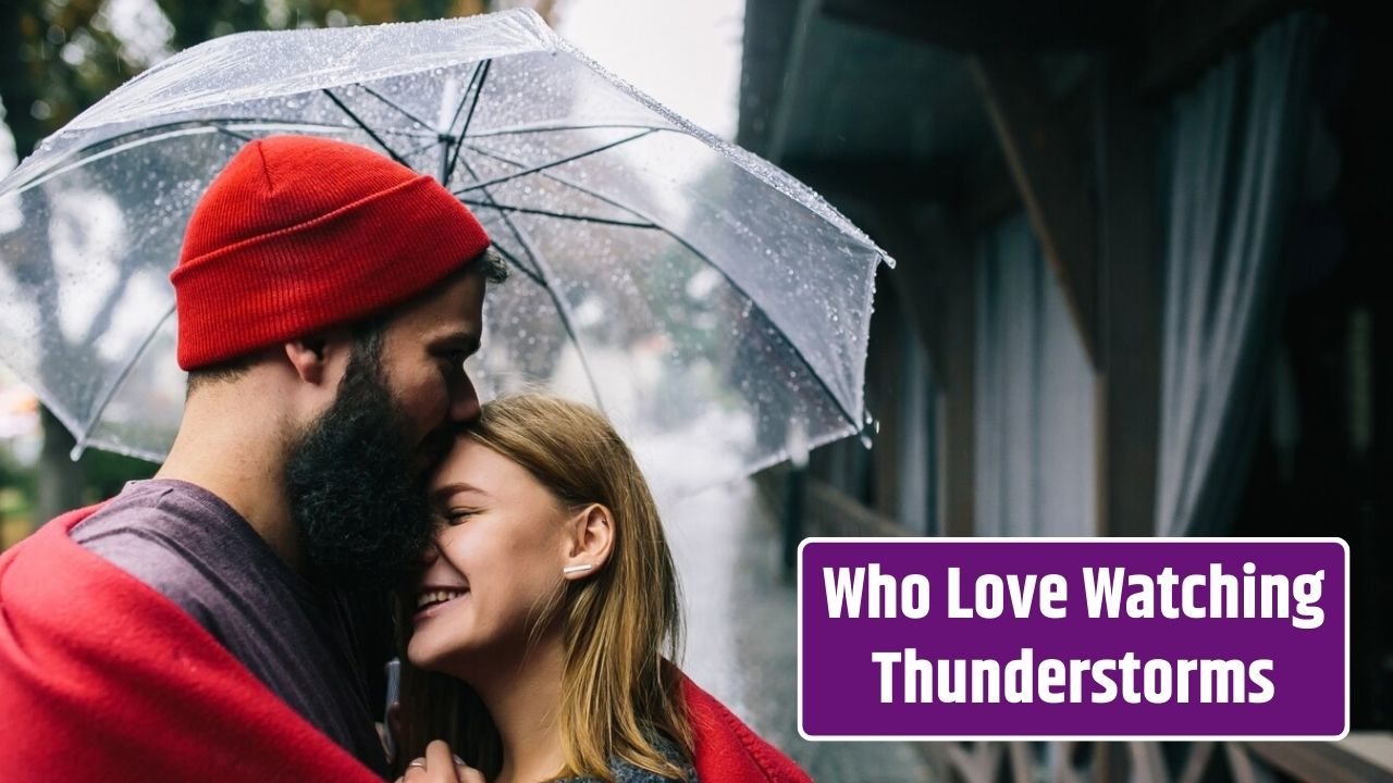 Top 5 Zodiac Signs Who Love Watching Thunderstorms